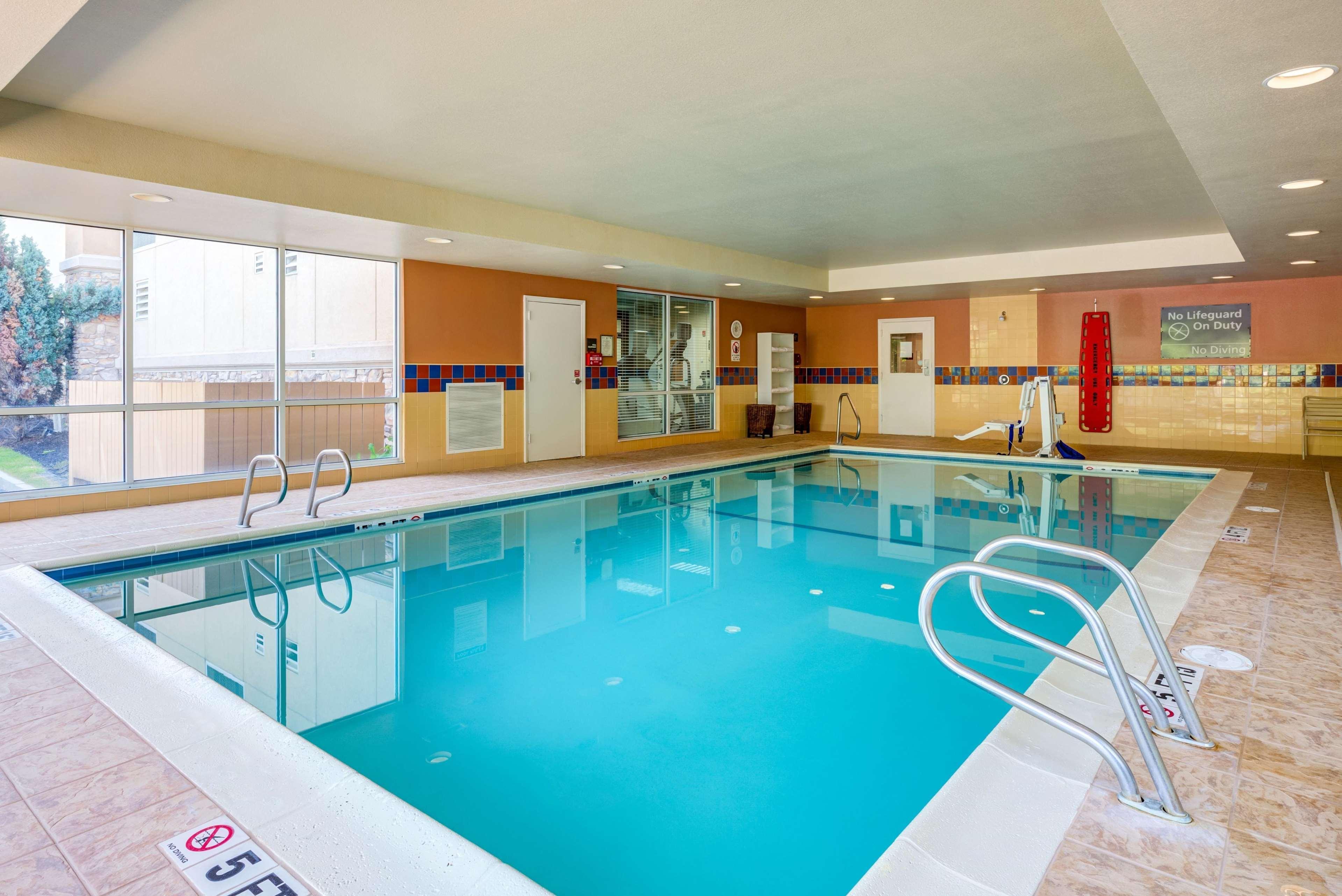 Hampton Inn & Suites Westford-Chelmsford Bagian luar foto