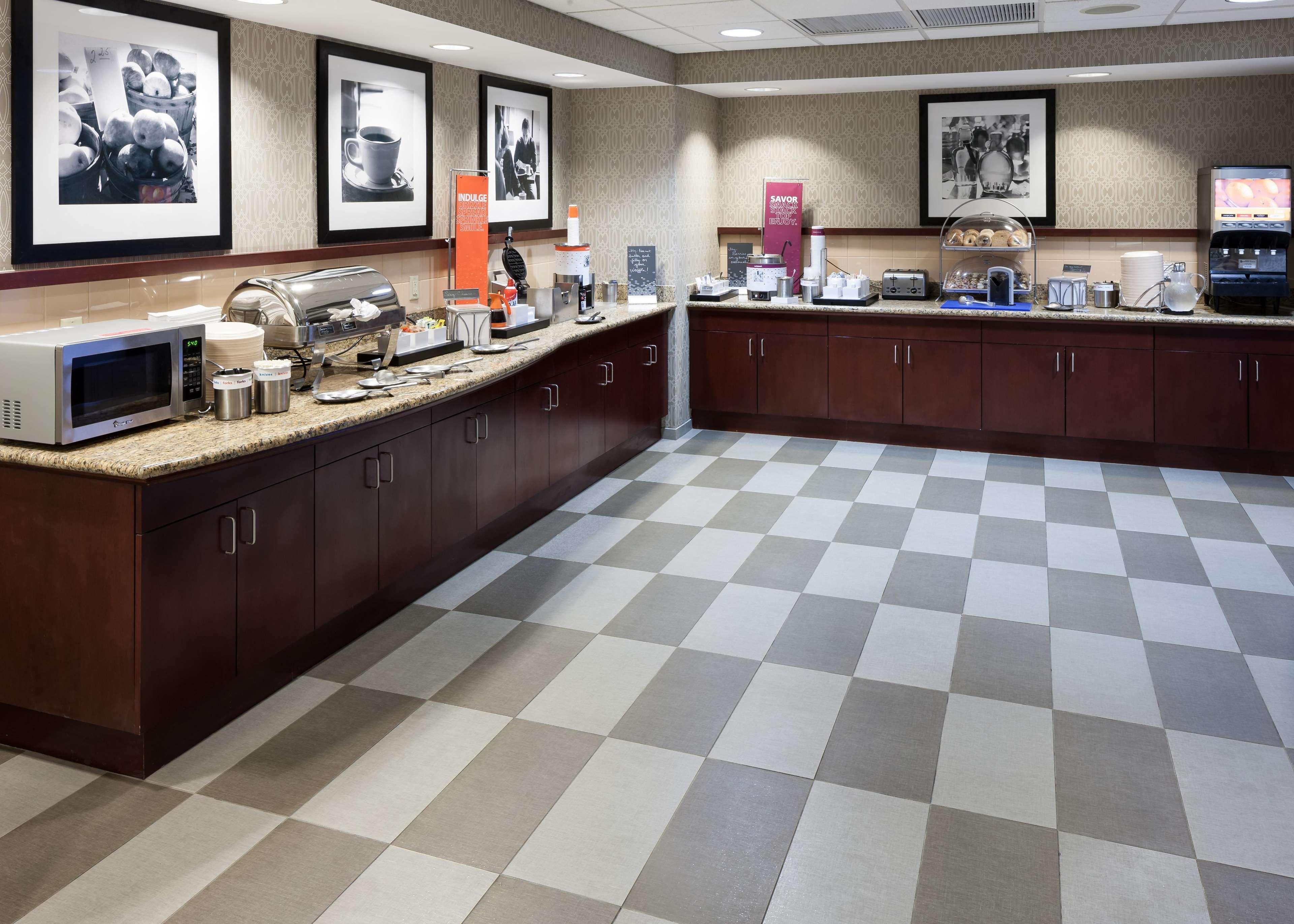 Hampton Inn & Suites Westford-Chelmsford Bagian luar foto