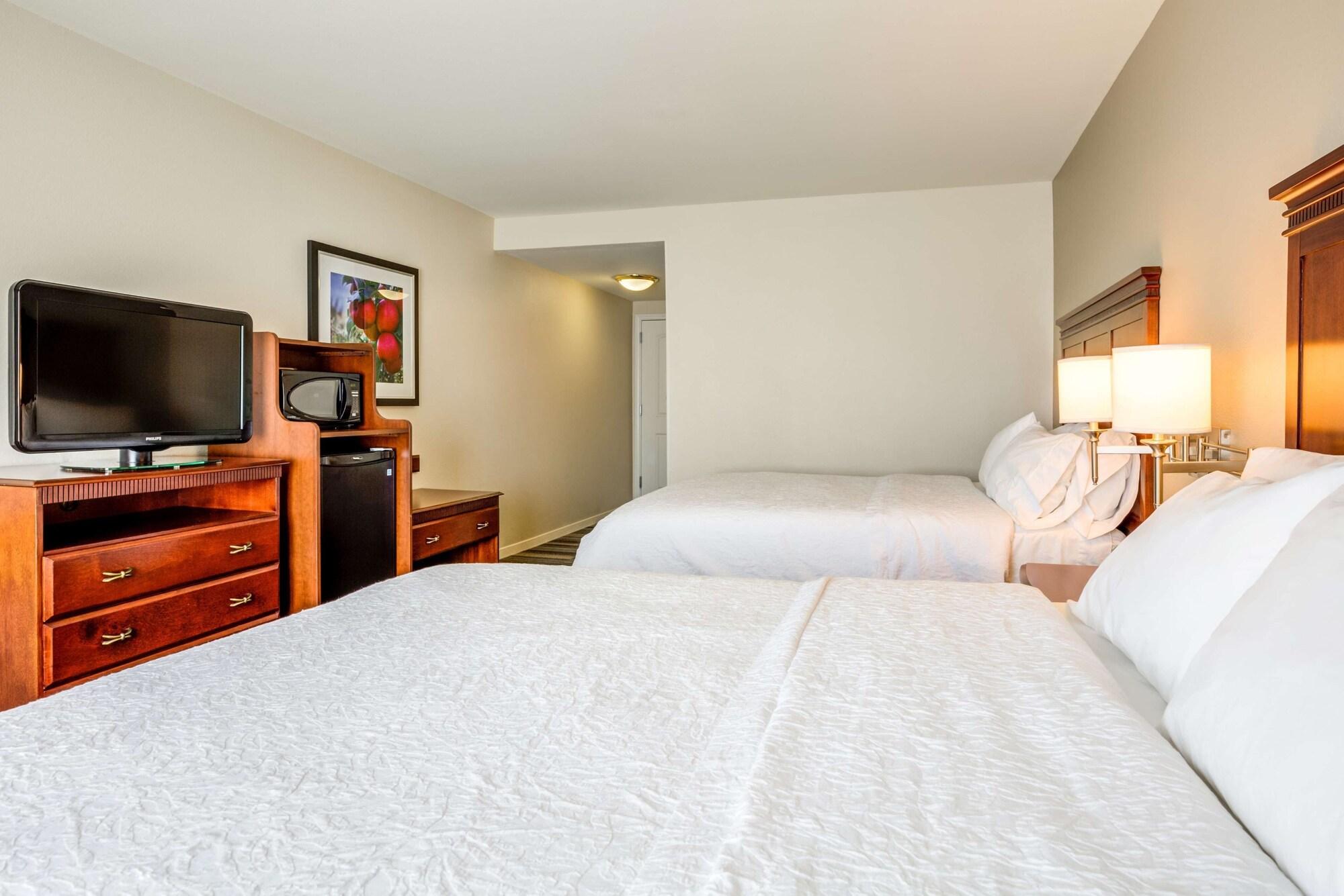 Hampton Inn & Suites Westford-Chelmsford Bagian luar foto