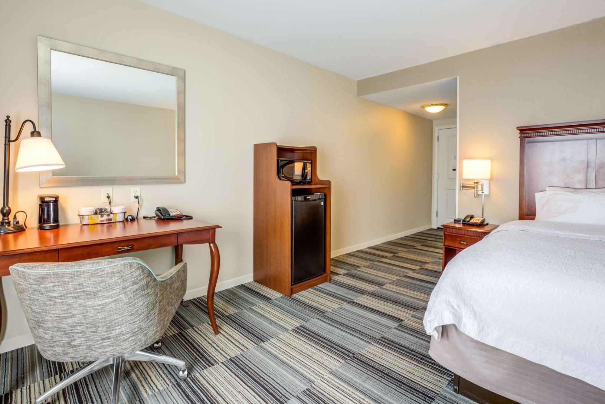 Hampton Inn & Suites Westford-Chelmsford Bagian luar foto
