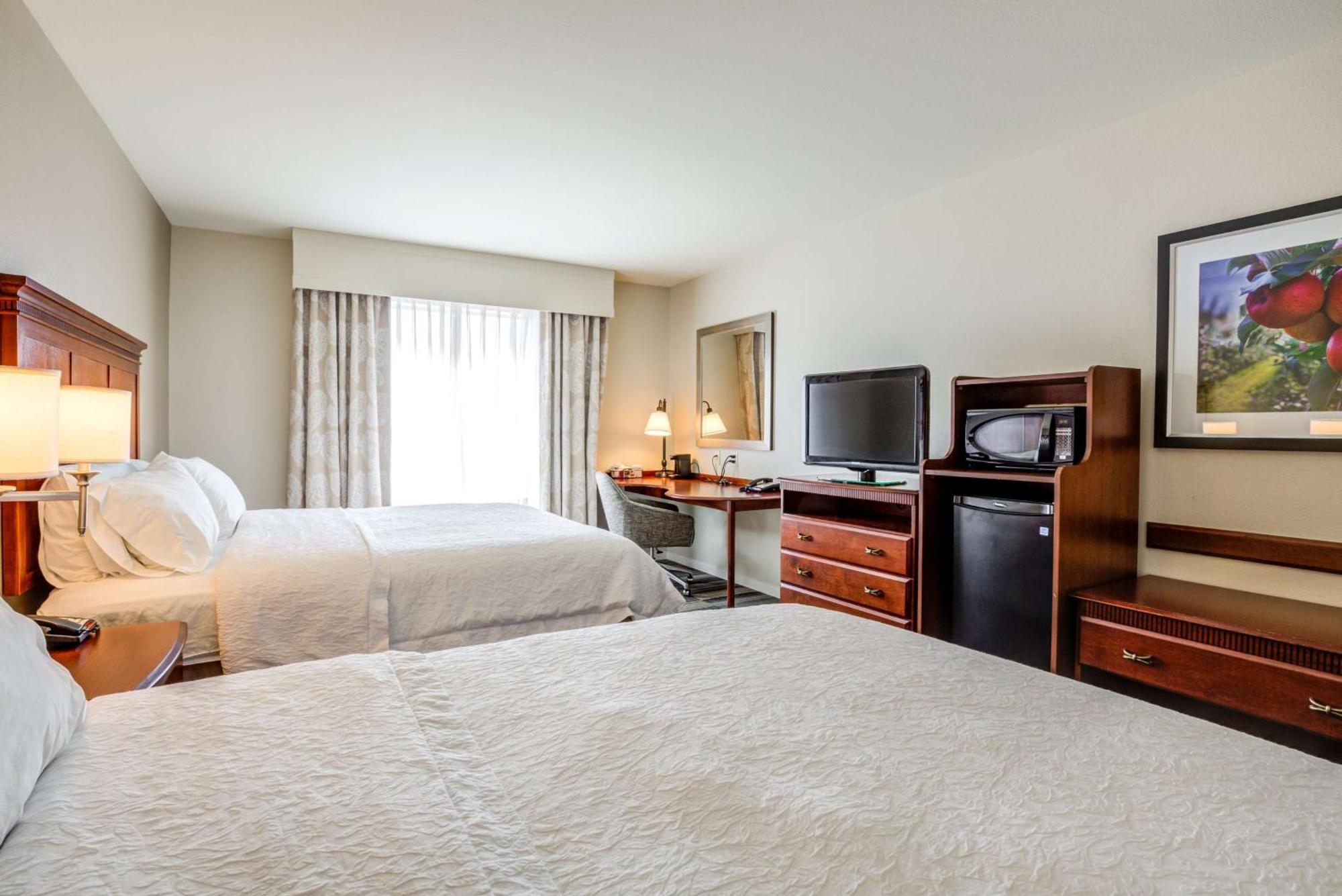 Hampton Inn & Suites Westford-Chelmsford Bagian luar foto